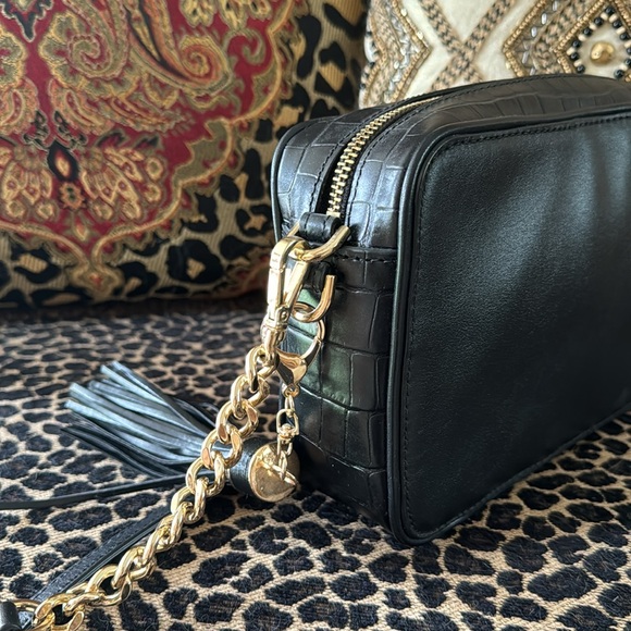 Michael Kors Animal Print Crossbody - Picture 4 of 10